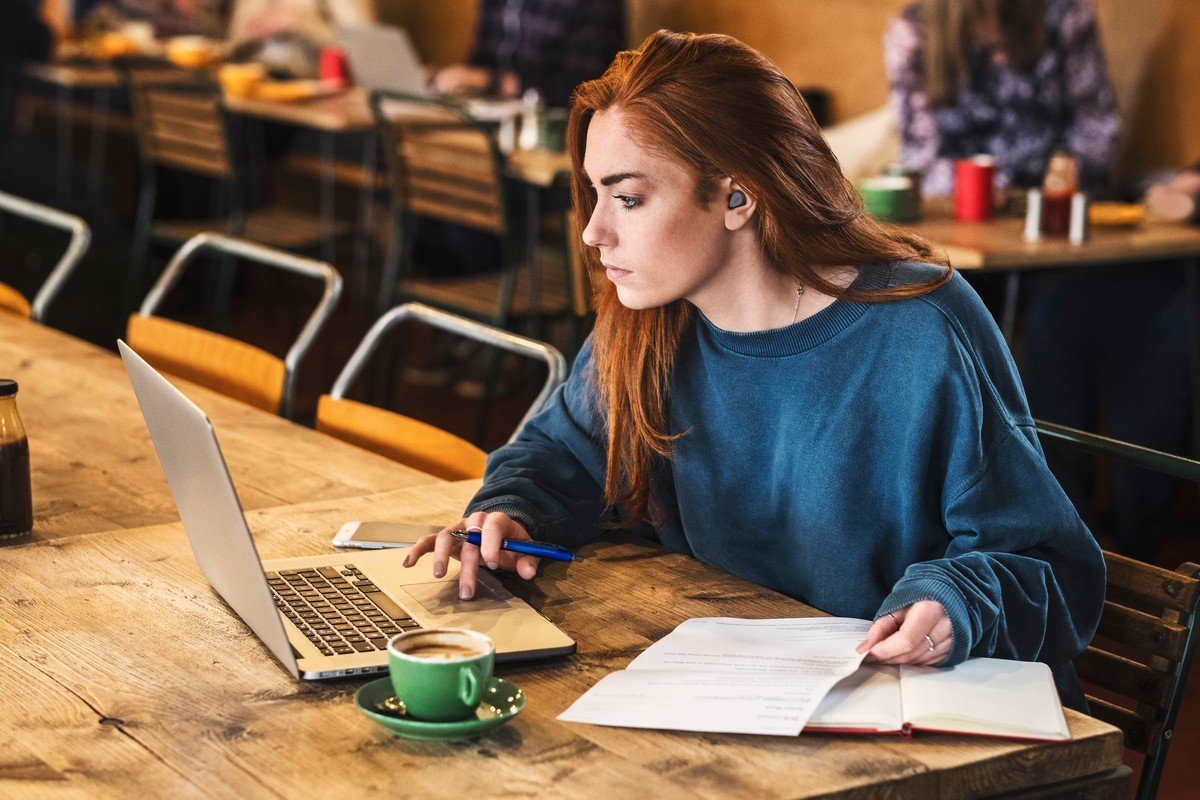 AI Checker for Blogs, Essays, and Web Content